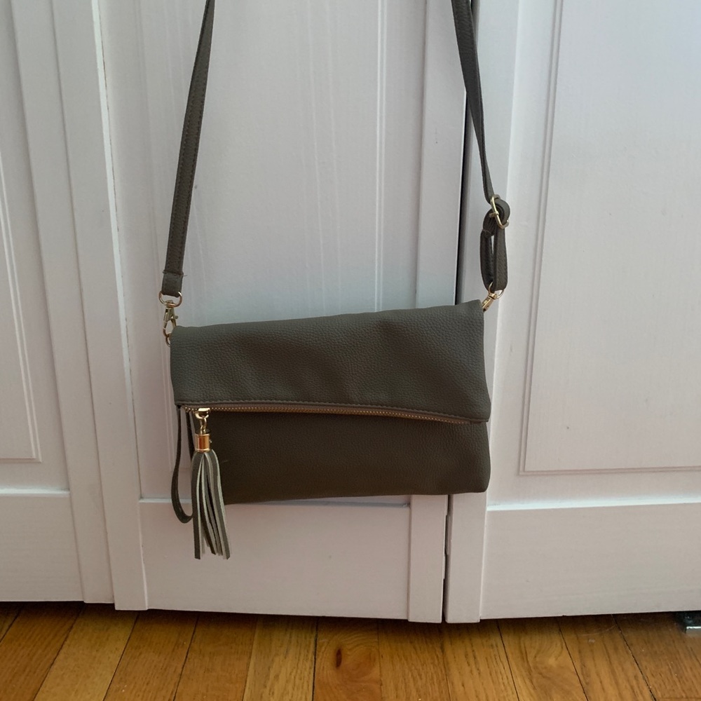 Faux Grey Leather Purse - Picture 2 of 6